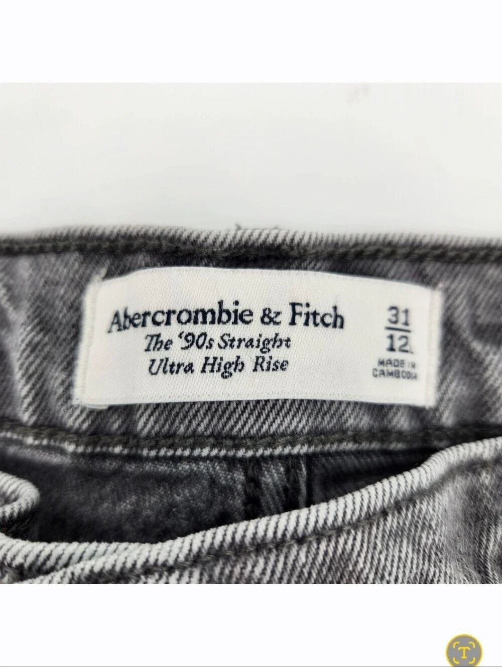 Abercrombie Fitch The 90s Straight Jean Ultra High Rise Womens Size 31/12L Faded